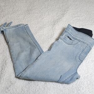 Coco + Carmen Light Wash Skinny Jeans